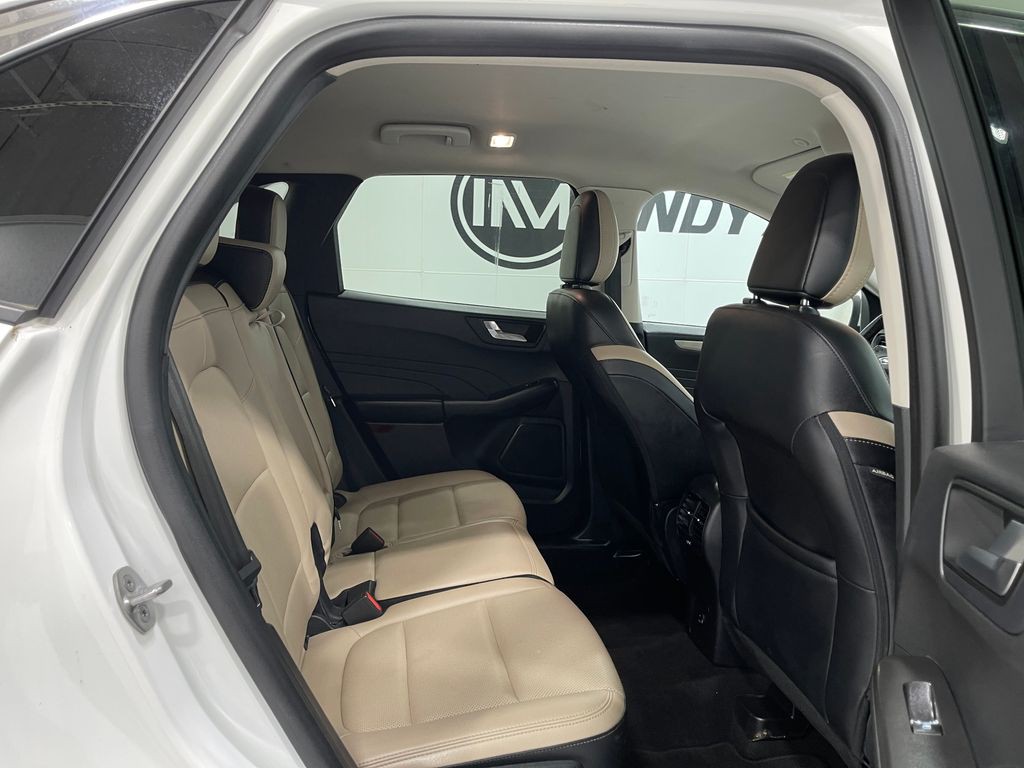2021 Ford Escape Image 30