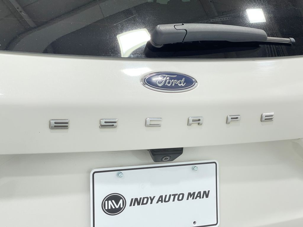 2021 Ford Escape Image 38