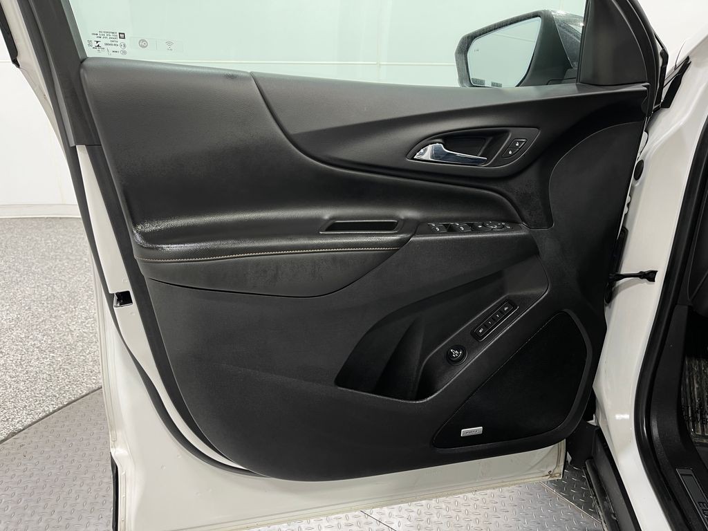 2021 Chevrolet Equinox Image 15