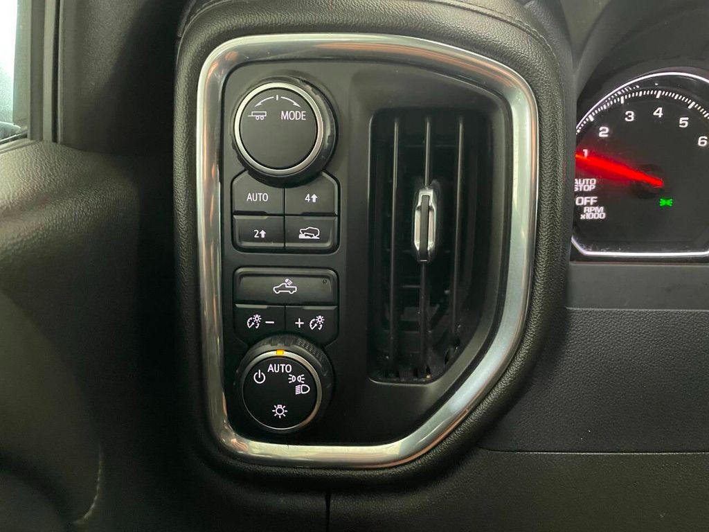 2022 Chevrolet Silverado 1500 Image 17