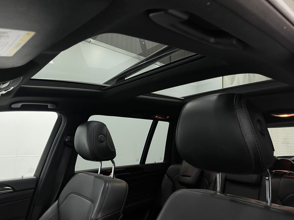 2018 Mercedes-Benz GLS-Class Image 12