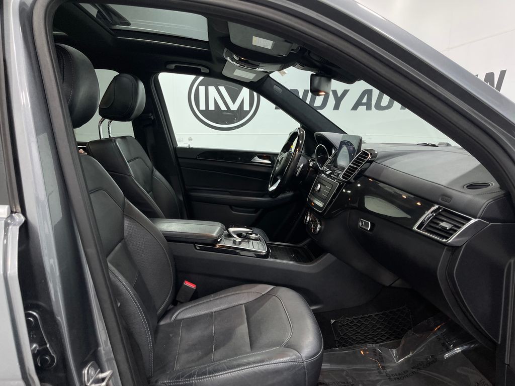 2018 Mercedes-Benz GLS-Class Image 36