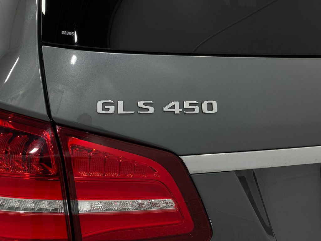2018 Mercedes-Benz GLS-Class Image 43