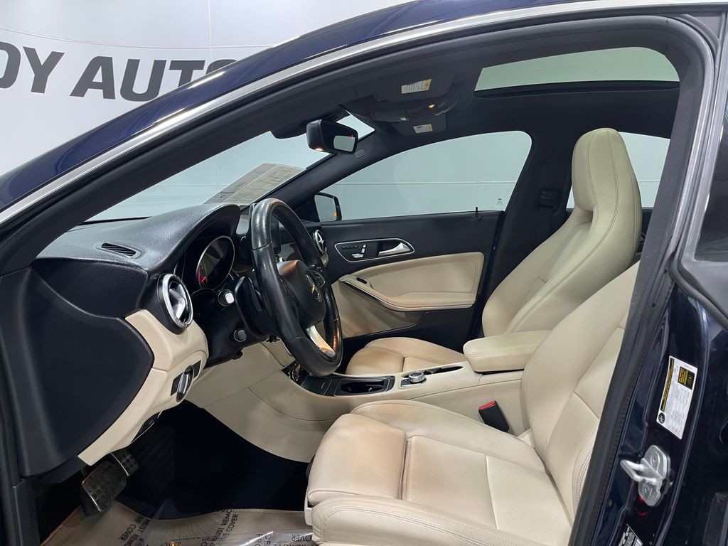 2018 Mercedes-Benz CLA-Class Image 12