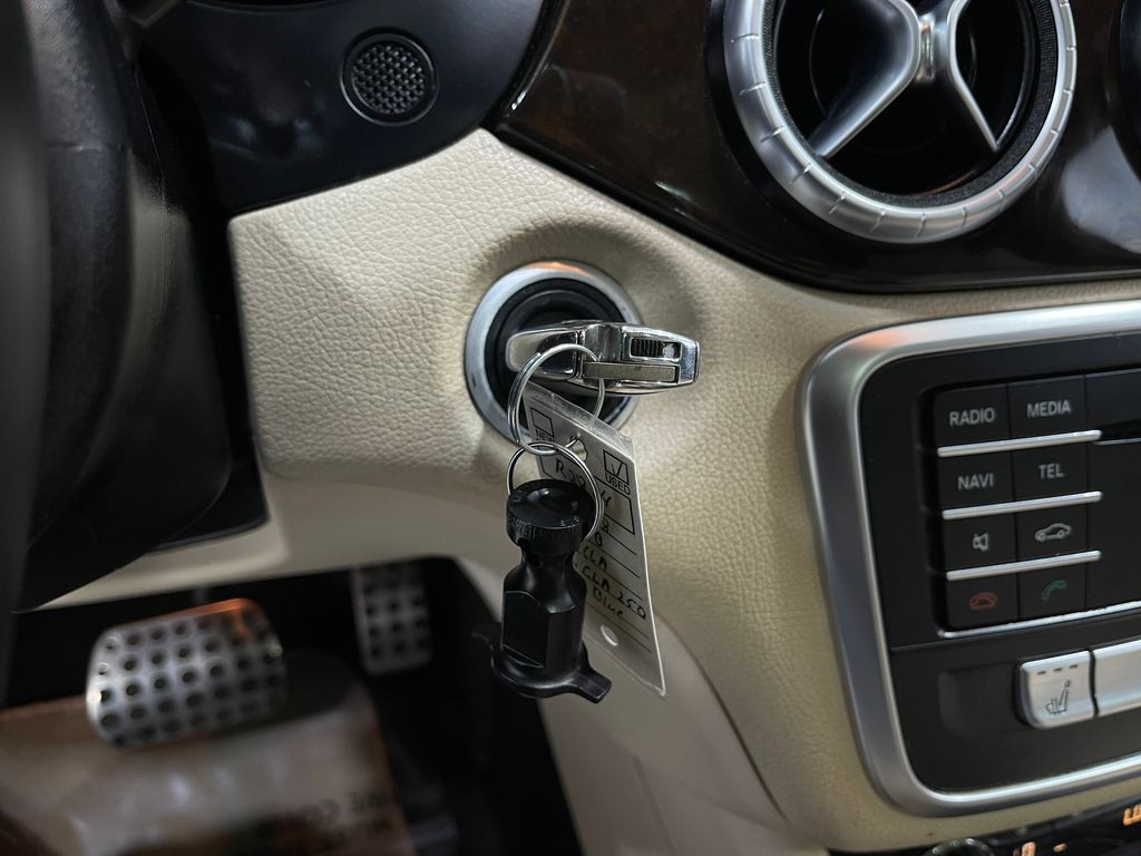 2018 Mercedes-Benz CLA-Class Image 20