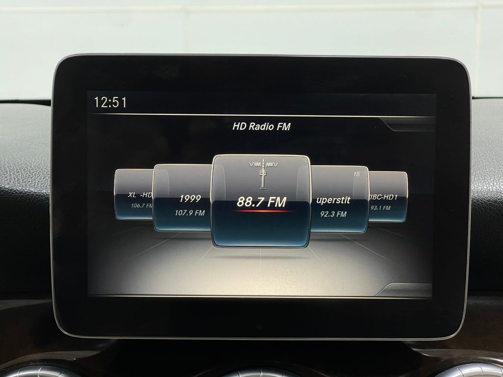 2018 Mercedes-Benz CLA-Class Image 24