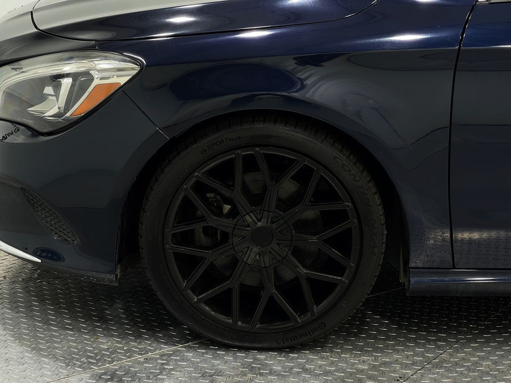 2018 Mercedes-Benz CLA-Class Image 35