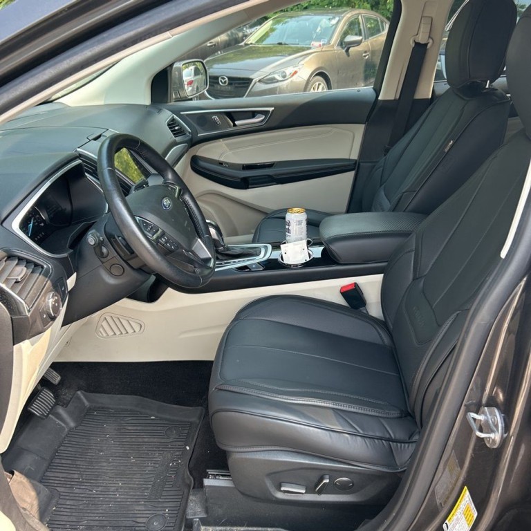 2018 Ford Edge Image 9