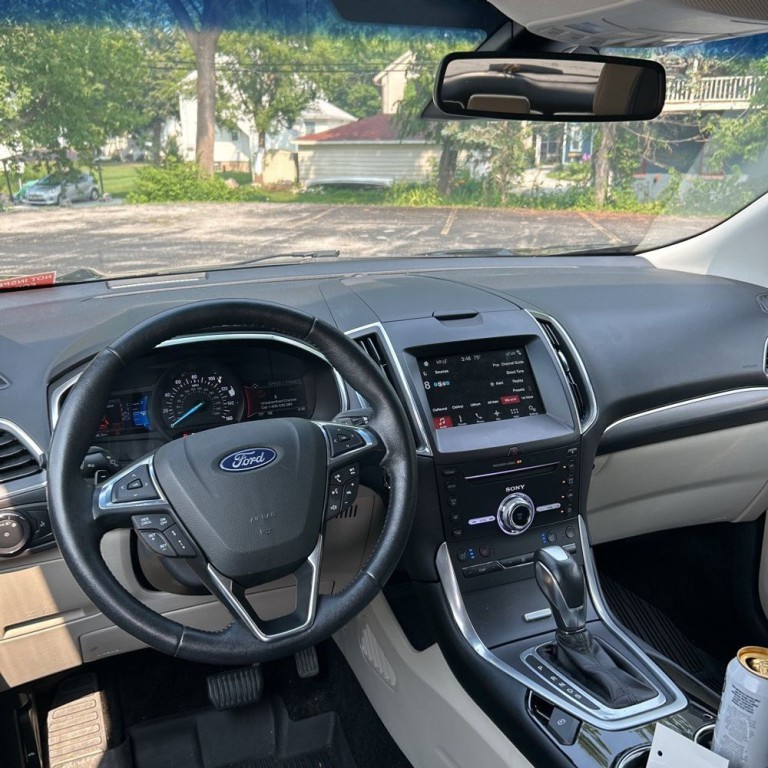 2018 Ford Edge Image 10