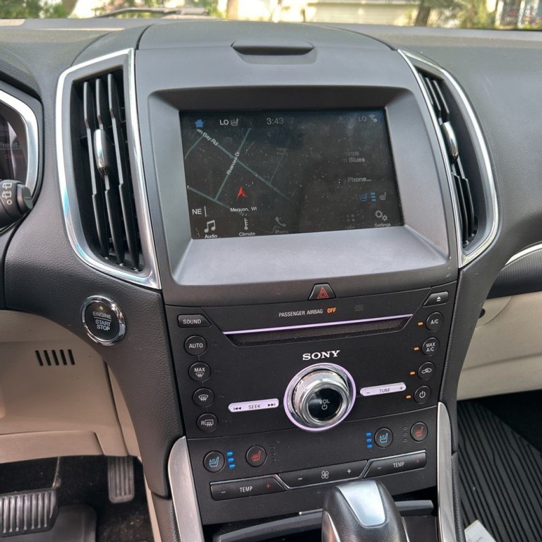 2018 Ford Edge Image 13