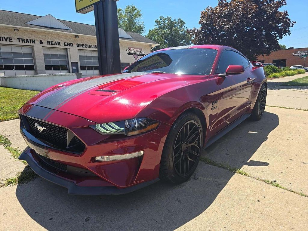 2019 Ford Mustang Image 2