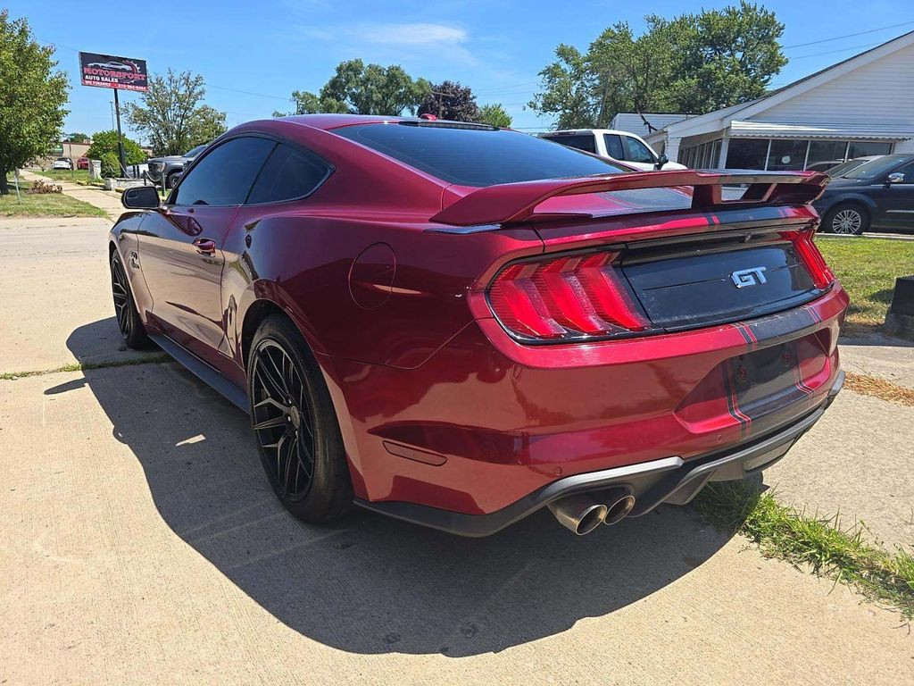 2019 Ford Mustang Image 4