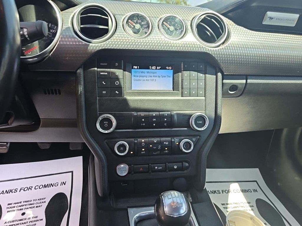2019 Ford Mustang Image 7
