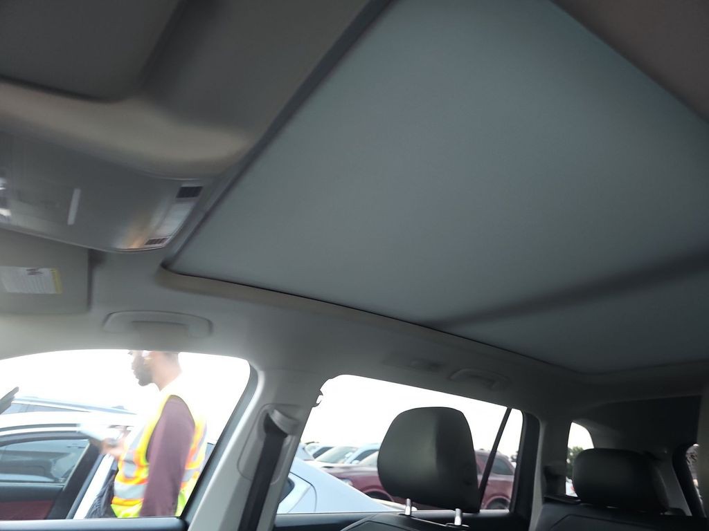 2019 Volkswagen Tiguan Image 11