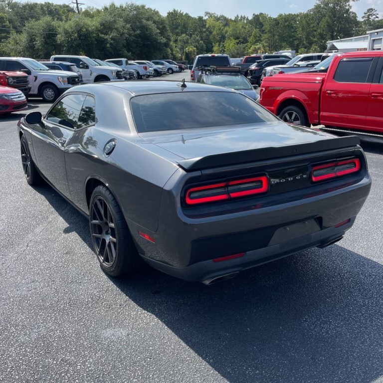 2016 Dodge Challenger Image 8