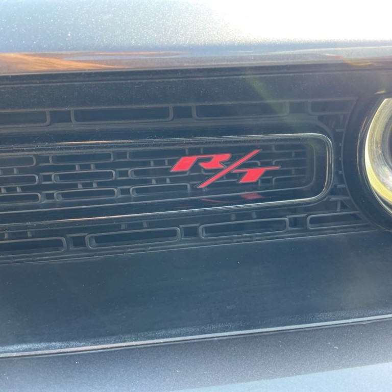 2016 Dodge Challenger Image 9