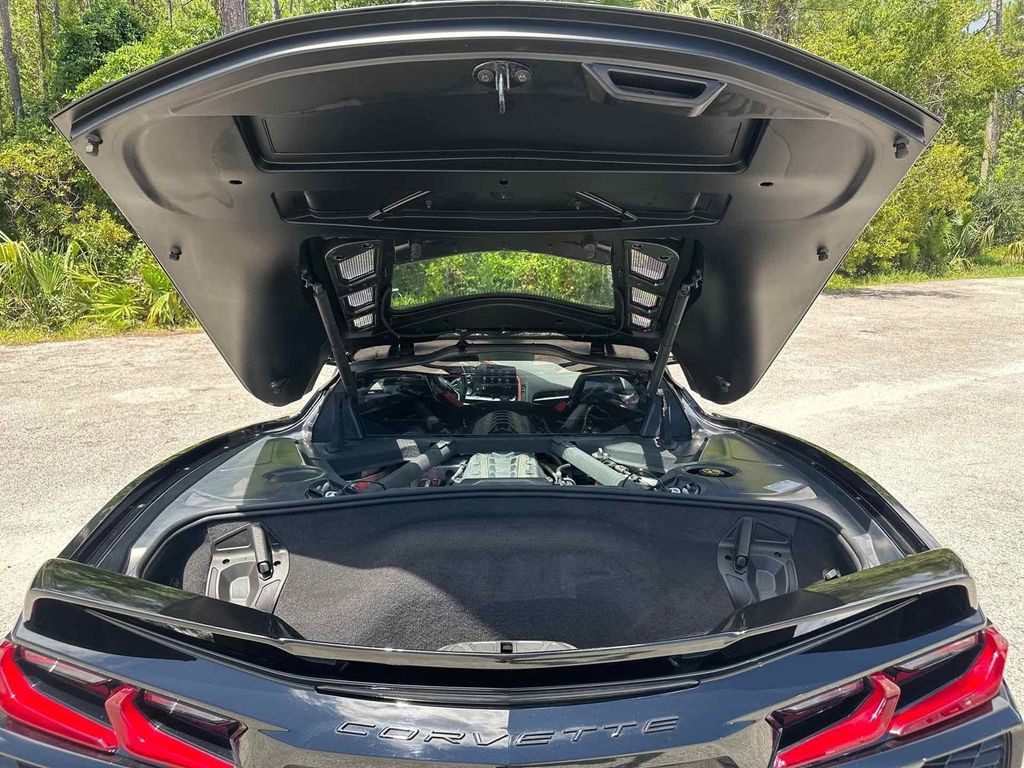 2020 Chevrolet Corvette Image 20