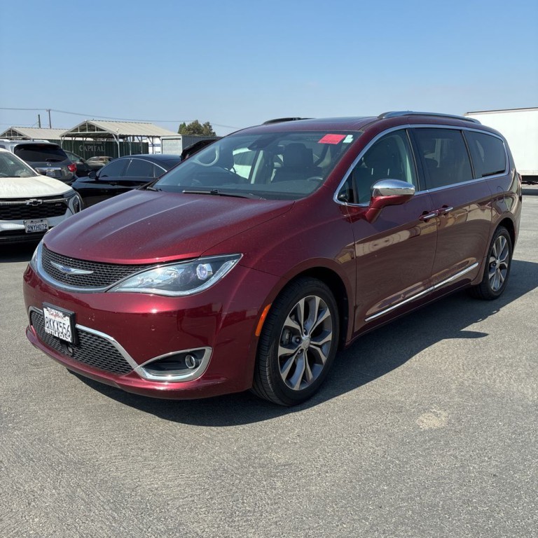 2019 Chrysler Pacifica Image 3