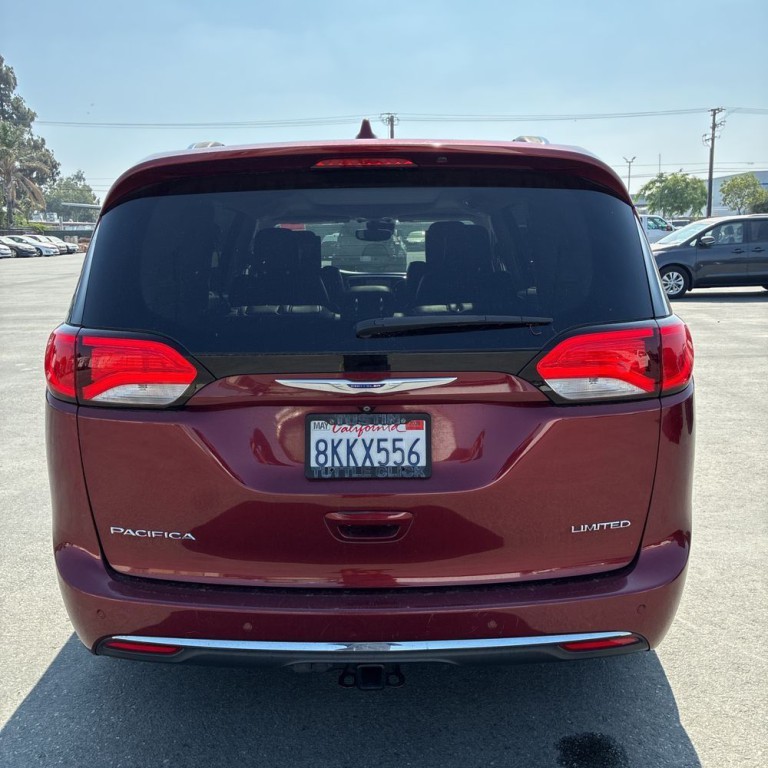 2019 Chrysler Pacifica Image 7