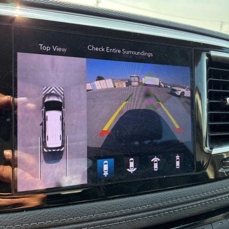 2019 Chrysler Pacifica Image 16