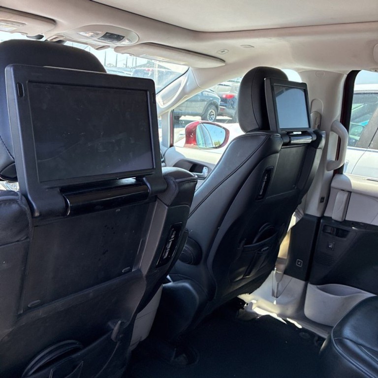 2019 Chrysler Pacifica Image 18
