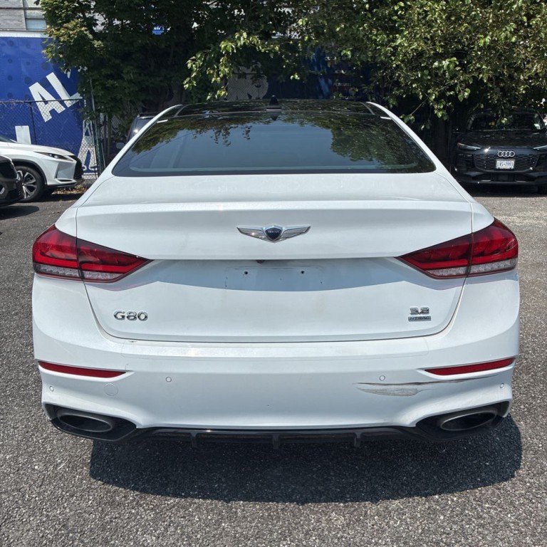 2019 Genesis G80 Image 7