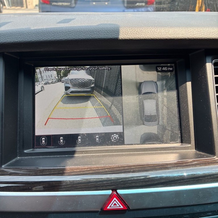 2019 Genesis G80 Image 16