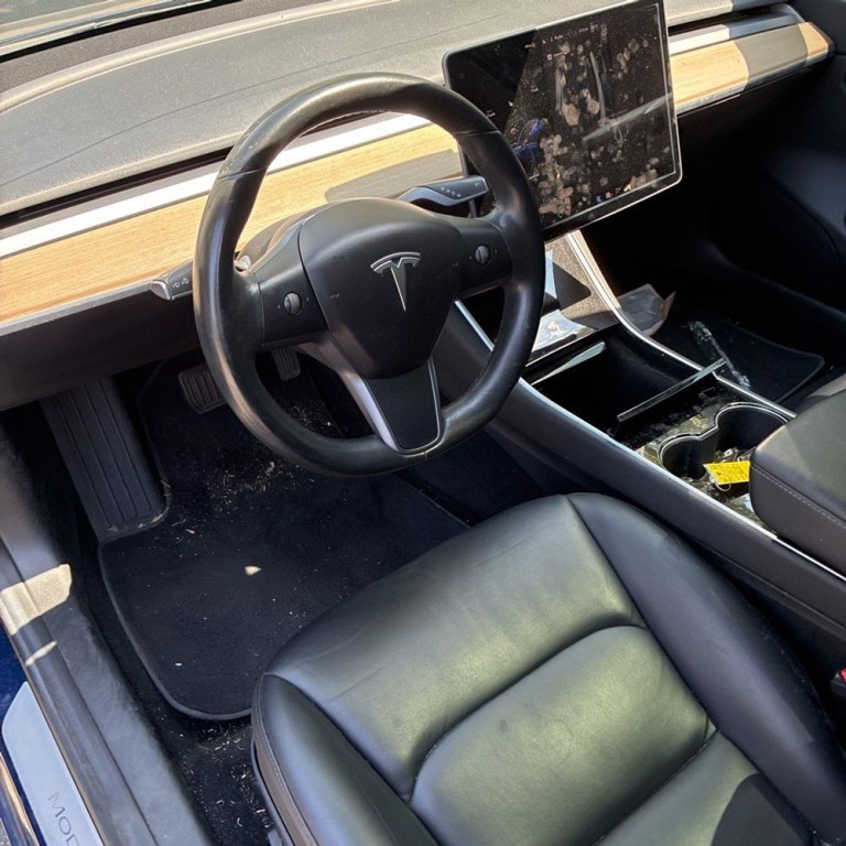2018 Tesla Model 3 Image 12