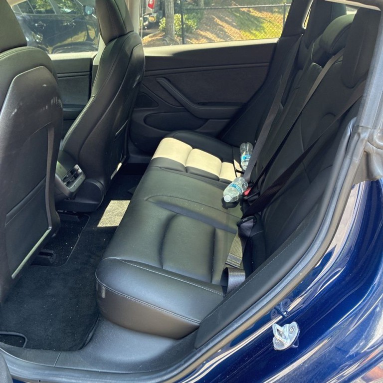 2018 Tesla Model 3 Image 15