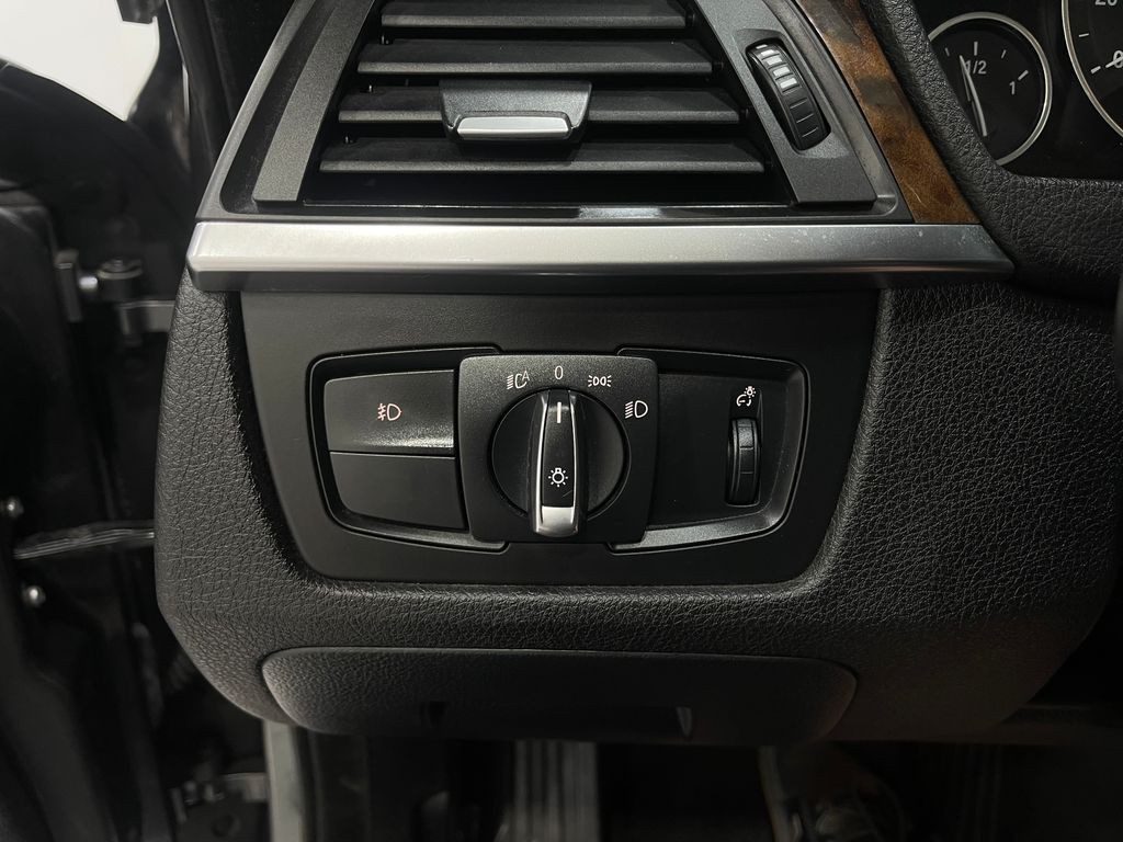 2014 BMW 4 Series Image 19