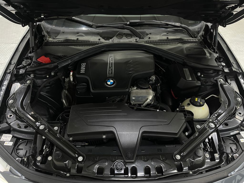 2014 BMW 4 Series Image 23