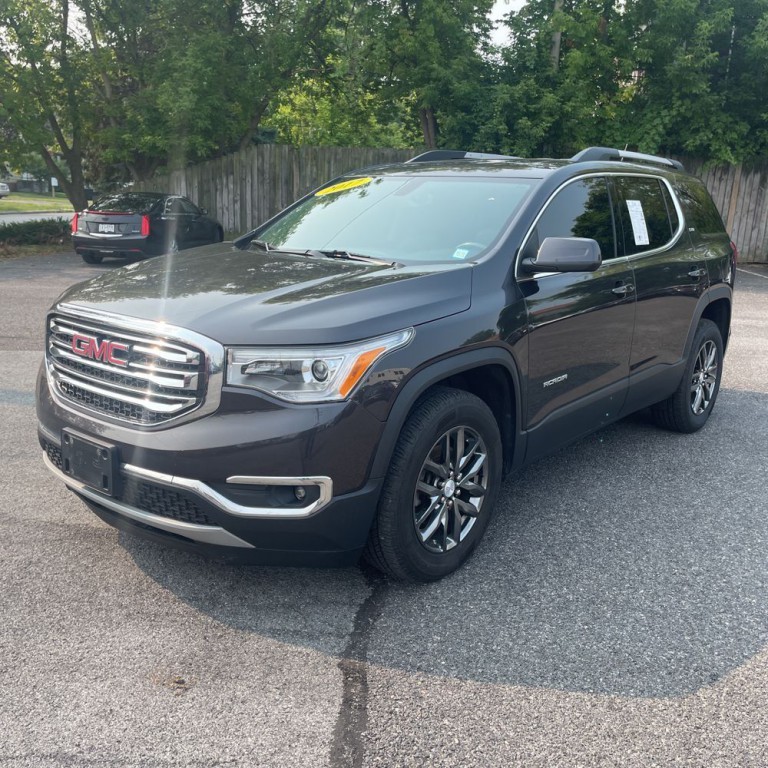2017 GMC Acadia Image 3