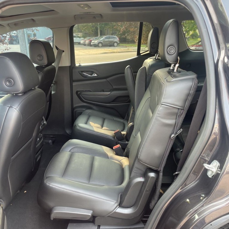 2017 GMC Acadia Image 16