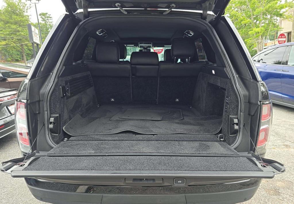 2018 Land Rover Range Rover Image 13