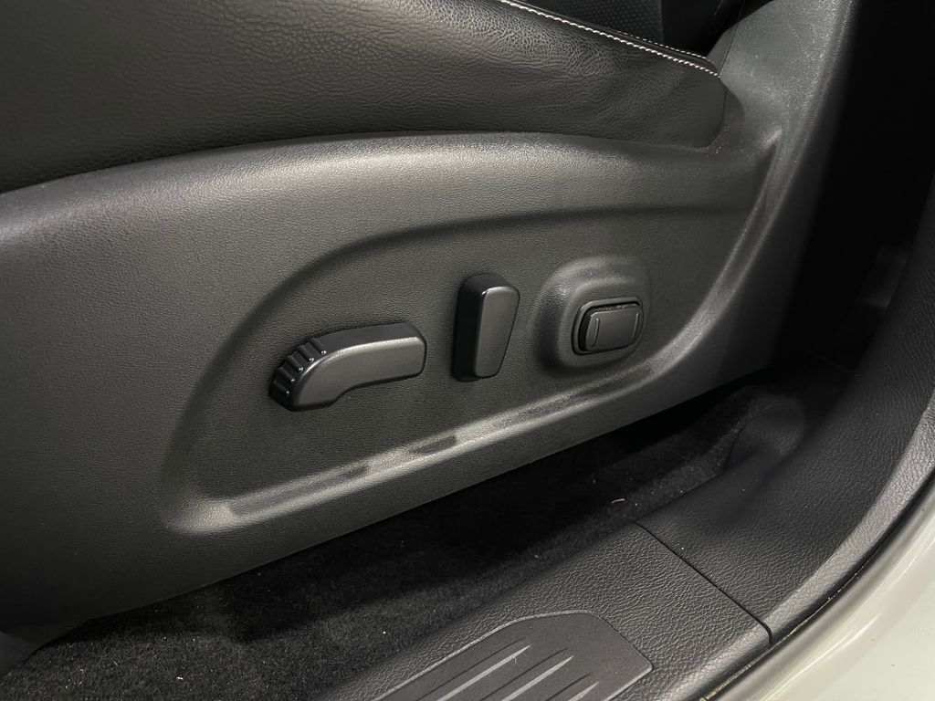 2018 Nissan Murano Image 16