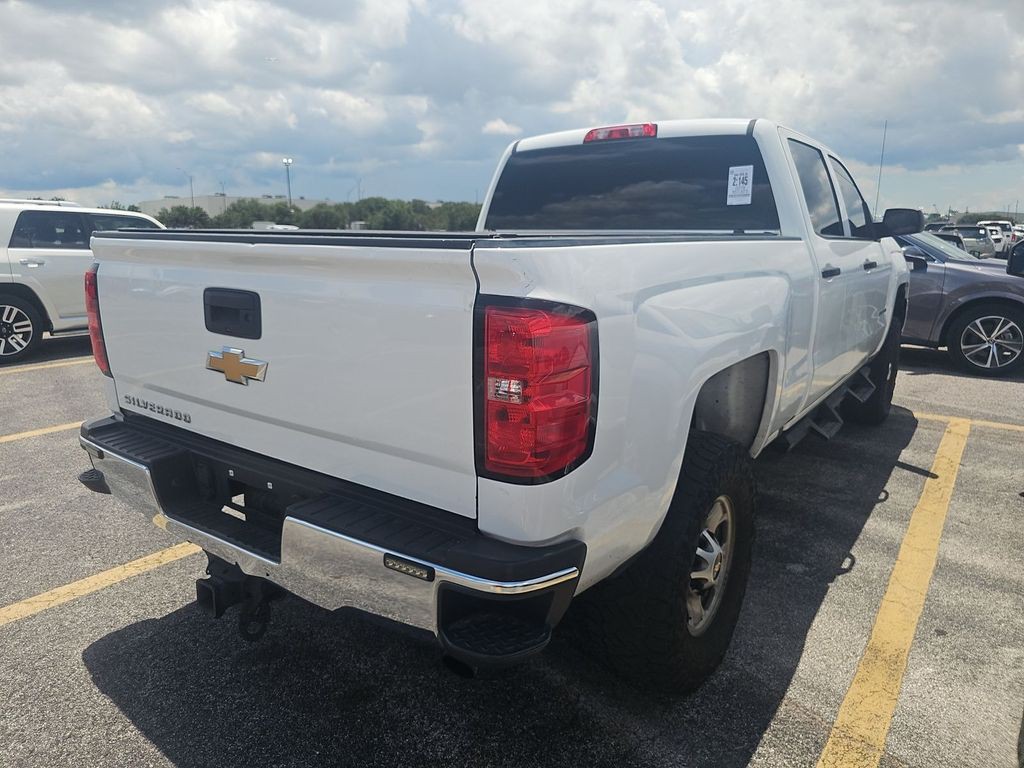 2019 Chevrolet Silverado 1500 Image 4