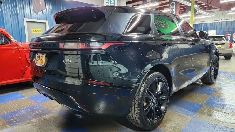 2019 Land Rover Range Rover Image 2