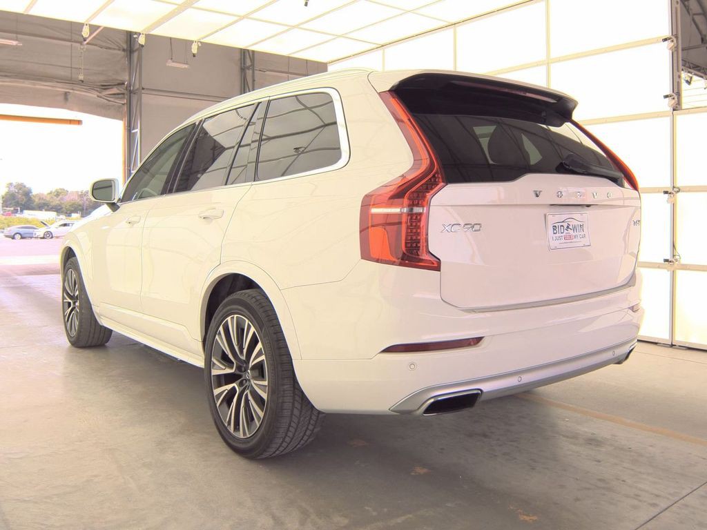 2020 Volvo XC90 Image 6