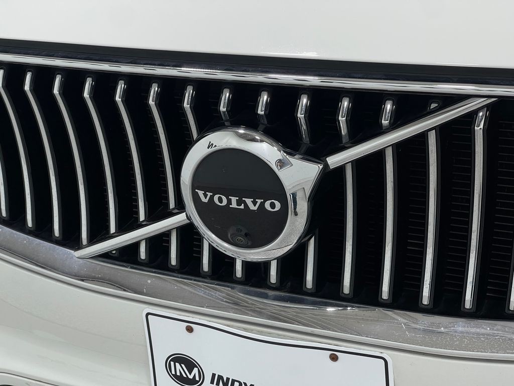 2020 Volvo XC90 Image 38