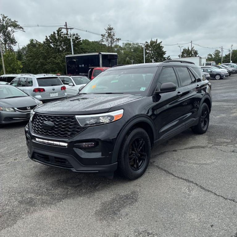 2021 Ford Explorer Image 3