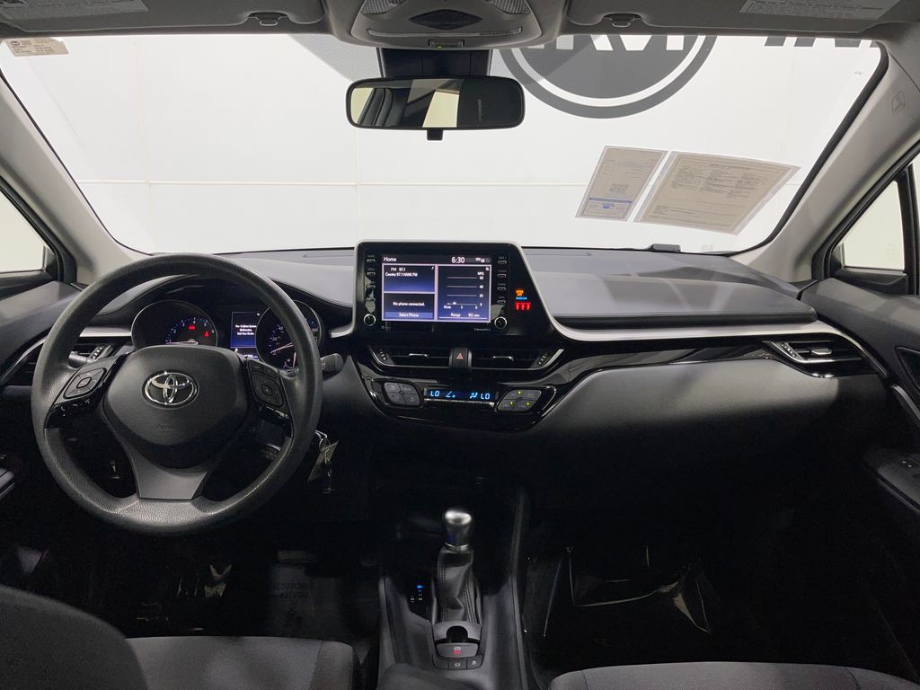 2021 Toyota C-HR Image 17