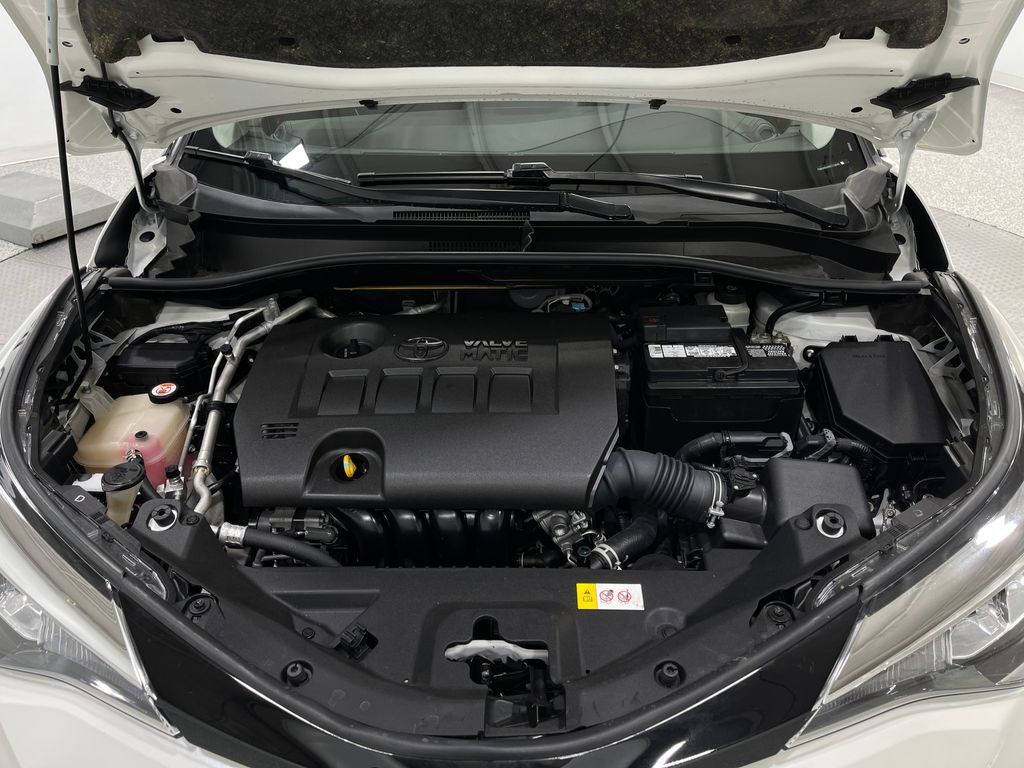 2021 Toyota C-HR Image 25