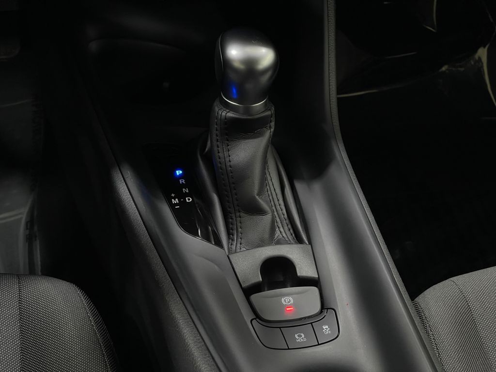 2021 Toyota C-HR Image 27