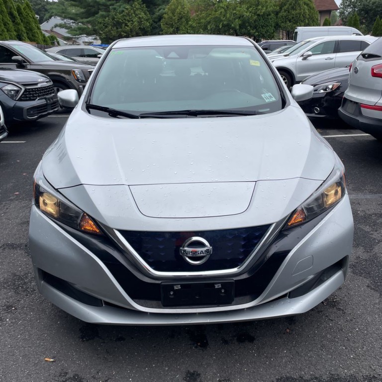 2022 Nissan Leaf Image 2