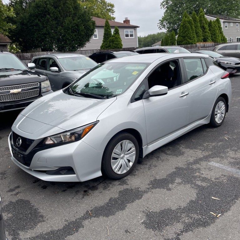 2022 Nissan Leaf Image 3