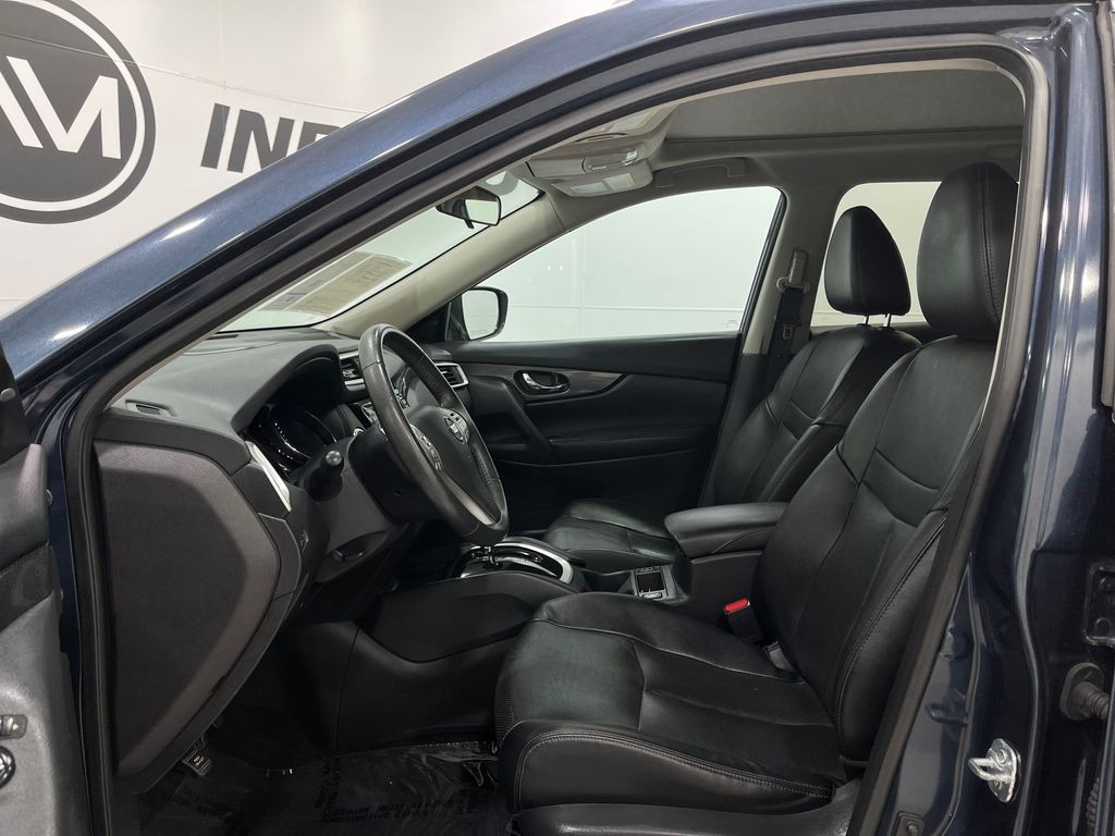 2016 Nissan Rogue Image 12
