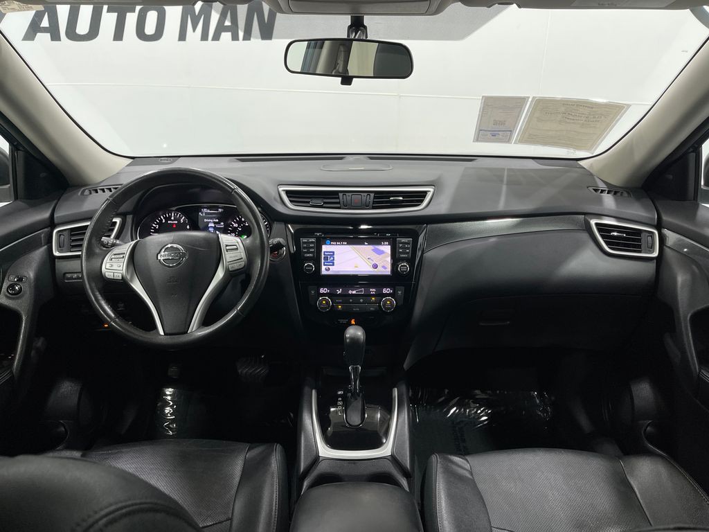 2016 Nissan Rogue Image 18
