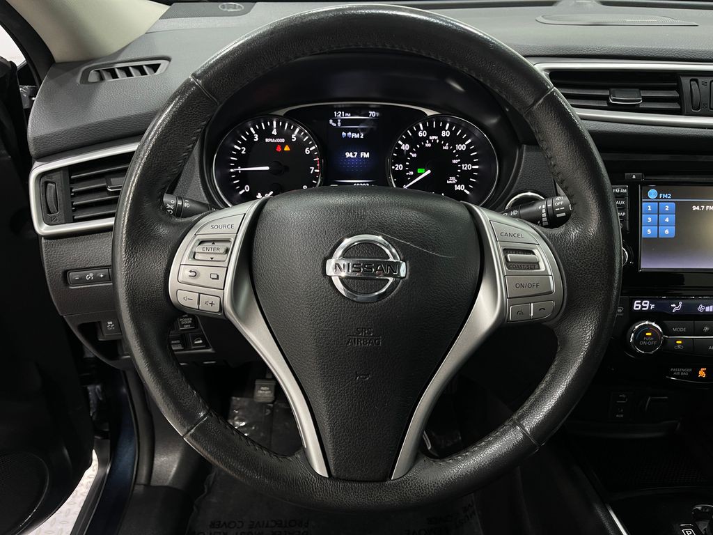 2016 Nissan Rogue Image 21