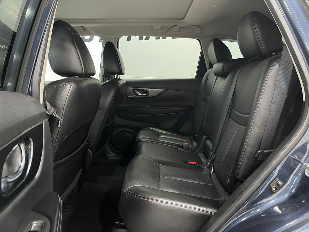 2016 Nissan Rogue Image 29