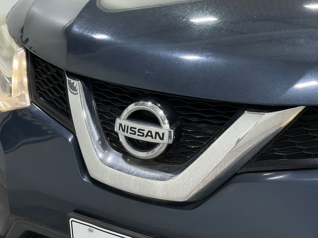 2016 Nissan Rogue Image 37